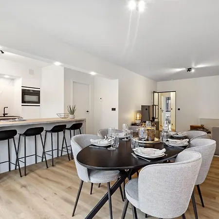 Fantastic And Centrally Located Apartment Ostende