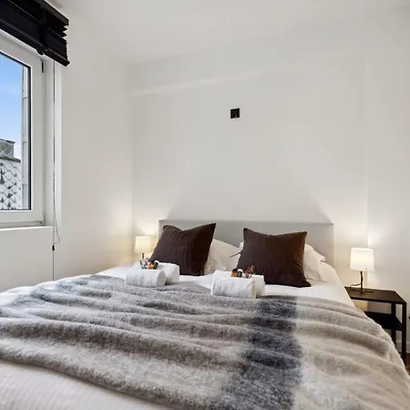 Apartment Fantastic And Centrally Located