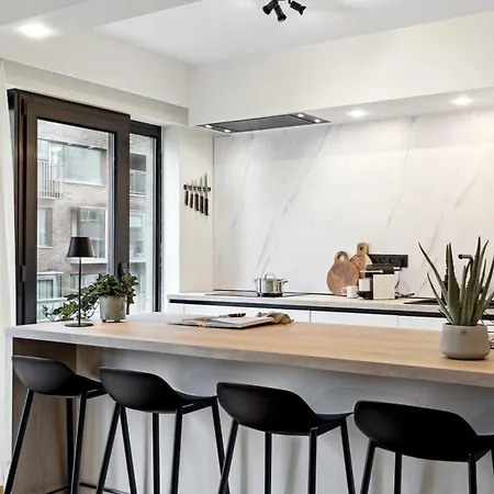 Fantastic And Centrally Located Apartment