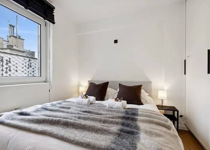 Apartment Fantastic And Centrally Located