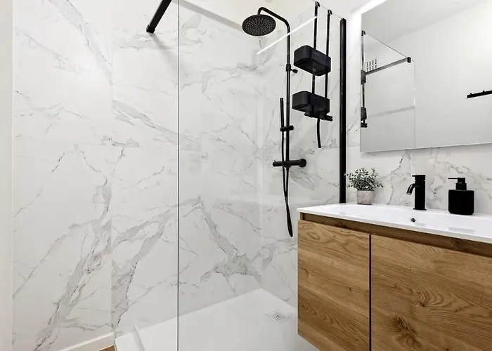 Apartment Fantastic And Centrally Located *